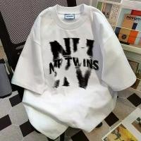 ราคา American high street letter print T-shirt with smoke effect, short sleeve graffiti, heavy-duty trendy versatile loose-fitting streetwear top for men and women (1734796223937676545)