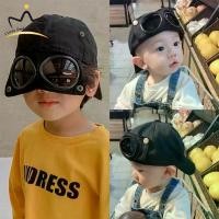 ราคา แฟชั่น หมวกนักบินสำหรับเด็ก ผู้หญิงและผู้ชาย แว่นตา หมวกเบสบอล สีพื้น หมวกกันแดด ฤดูใบไม้ผลิ–ฤดูร้อน เด็ก/ทารก แว่นตา สไตล์ฮิปฮอป (1734967376769353047)