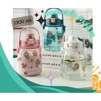 ราคา [คัดสรร] ⚘กระบอกน้ำทรงอ้วน ลายน่ารัก กระติกน้ำพร้อมหูหิ้ว และสายสะพาย ขวดน้ำพกพา ขวดน้ำเพื่อ สุขภาพ ขวดน้ำบอกระดับน้ำ ขวดน้ำสีพาส✬ (1734975337475573225)