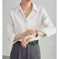 ราคา เสื้อเชิ้ตทำงานผู้หญิงสำหรับฤดูใบไม้ร่วง คอวีติดกระดุม แขนยาว สีขาว เสื้อสไตล์เรียบร้อย แฟชั่นผู้หญิง สไตล์เกาหลี (1735528809137931940)