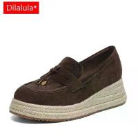 ราคา รองเท้าผู้หญิง Dilalula หนังแท้คุณภาพสูง รองเท้าโลฟเฟอร์ส้นเตารีด สไตล์พัมป์ หน้ารองเท้าวางสานจากฟาง ส้นคัทชูหนาแบบเวดจ์ สำหรับฤดูใบไม้ร่วง (1734239342943241553)