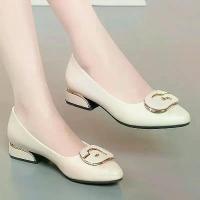 ราคา รองเท้าผู้หญิง น่ารัก หวาน เท้ากลม คุณภาพสูง สีเบจ สวมง่าย รองเท้าส้นเหลี่ยม ผู้หญิง ลำลอง สบาย รองเท้าพักผ่อน E102c (1734058997871314756)