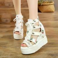 ราคา รองเท้าแตะพิมพ์ลาย แฟชั่นสตรี ฤดูร้อน พิเศษ พร้อมล้อ รองเท้าผู้หญิง แบบผูกเชือก รองเท้าแตะส้นเตารีด ดีไซน์กลวงออก รองเท้าส้นเตารีด (1734542827761338160)
