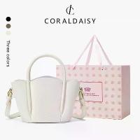 ราคา CORALDAISY 2026 กระเป๋าผู้หญิง กระเป๋าโท้ท กระเป๋าถือ กระเป๋าสะพายไหล่ กระเป๋าสะพายข้าง มีฝาปิด คริสต์มาส ของขวัญคริสต์มาส (1735160021758346881)