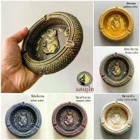 ราคา 【ส่งฟรี】 【เก็บเงินปลายทาง】 ✣ที่เขี่ยบุหรี่ ที่เขี่ยบุหรี่กลม ลายกนกไทย มงคลช้าง9ตัว งานสีโบราณ ashtray ใช้งานได้จริง ของฝาก ของที่ระลึก souvenir✮ (1735209464084596457)