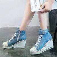 ราคา รองเท้าลิ่มผู้หญิง ผ้าใบ ทรงสูง ลูกไม้ข้อเท้า เดนิม รองเท้าผ้าใบข้อเท้า สุภาพสตรี ส้นสูง 8 ซม. รองเท้าผ้าใบ ส้นสูง (5-8 ซม.) (1729769681997761431)