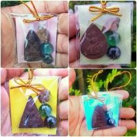 ราคา [เก็บเงินปลายทาง] พระเครื่อง พร้อมไหลดำ ไหลเขียว และพระแร่เหล็กน้ำพี้ พิมพ์ หลวงปู่ทวด,นางพญา,นางกวัก เนื้อแร่เหล็กน้ำพี้แท้ จากบ่อน้ำพี้ อุตรดิตถ์ (1735313914532365596)
