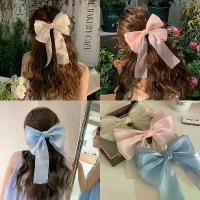 ราคา กิ๊บติดผมโบว์ตาข่าย สีครีม ความปรารถนาหวาน กิ๊บสไตล์แองเจิล กิ๊บหนีบผมด้านหลังศีรษะ กิ๊บสปริง เครื่องประดับผม กิ๊บ หนีบ ผม สวยๆ กิ๊บ หนีบ แบบ เกาหลี (1731692927327438072)