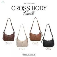 ราคา #539 Crossbody Bag CICELLEแบรนด์ CICELLE (ซี-เซล) สไตล์ Modern Luxury กระเป๋า เป้ ใบ ใหญ่ (1734517445265818887)