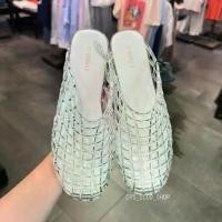 ราคา CC Double O JELLY SLIP-ON MULES รองเท้าแตะ (1735280610695284497)