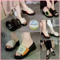 ราคา ️new️ store shoe Code 5809 รองเท้าแตะส้นเตารีด พื้นเพื่อสุขภาพ ดีไซน์เรียบหรู หน้าเท้ากว้าง ใส่สบาย ไม่บีบเท้า สไตล์การระเบิด (1735479545929106626)