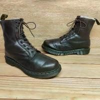 ราคา รองเท้า Dr. Marten ส่งฟรี มือสอง ของแท้ 41 26 cm รองเท้าหนัง วินเทจ คําแนะนําผลิตภัณฑ์ใหม่ของเดือนนี้ (1735299176078476612)