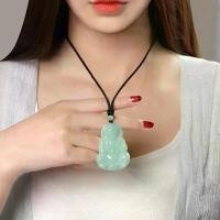 ราคา จี้หยกพม่าแท้สำหรับผู้ชายที่หรูหราและทันสมัย จี้พระโพธิสัตว์หยกสีเขียวอ่อนเกรด A (1735467348981876019)