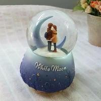 ราคา [COD] กล่องดนตรีลูกแก้ว White Moon มีเพลง มีไฟ พ่นหิมะ หมุนได้ (1734450827336124051)