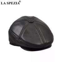ราคา 【lMi】 LA SPEZIA หมวกเบเรต์หนังแท้สำหรับผู้ชาย สีดำ หมวกทรงปากเป็ดลำลอง สไตล์วินเทจอิตาลี หรูหรา หนังแท้ อุ่นในฤดูหนาว หมวกแบน (1735017955546269303)