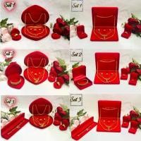 ราคา กล่องกำมะหยี่ ใส่เครื่องประดับกล่องใส่ทองงานแต่งงานจัด ชุดเซ็ท3ชิ้น4ชิ้นแบบสี่เหลี่ยมและหัวใจ(ขายกล่อง) [โค้ด MTBTLO77] (1735439023653291151)