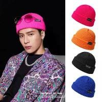 ราคา หมวกถักสีพื้นแบบสั้นสไตล์ Wang Jiaer หมวกสไตล์เดียวกัน ทีม Wang หมวกกันหนาวสีดำ หมวกผิวแตงโมสำหรับผู้ชายที่ทำให้ใบหน้าดูเล็กลง (1734293646518682788)