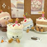 ราคา พวงกุญแจตุ๊กตาเค้กวันครบรอบ, ดีไซน์การ์ตูน, เค้กวันครบรอบจำลอง, พวงกุญแจ, สร้างสรรค์และน่ารัก, ของตกแต่งกระเป๋า, เหมาะสำหรับเป็นของขวัญวันครบรอบ, กระดิ่งสุขสันต์วันครบรอบสำหรับคู (1735302536889533875)