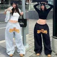ราคา SWEATPANTS BAGGY MUAY THAI กางเกงวอร์มขายาว ปลายขาใหญ่ (1731951356663924734)