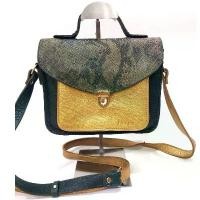 ราคา Paul Marius Two-Tone Vintage Satchel Bag กระเป๋าสะพายข้าง งานแบรนด์ยุโรป สีทูโทน (1735126907428963923)