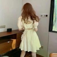 ราคา French-style elegant fairy dress for women with puff sleeves, open back, short skirt, vintage forest style, slimming design, niche dress (1734474014130406461)