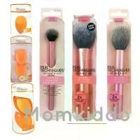 ราคา แท้ 100% Real Techniques Blush แปรงแต่งหน้า Brush Spoong ของแท้ 100% mkd (1735570026450158663)