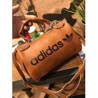 ราคา Don t Miss ADIDAS MINI BOWLING BAG กระเป๋าสะพายทรงหมอนขนาดมินิกำลังดี น้ำหนักเบา (1024314372)