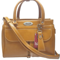ราคา กระเป๋าสะพาย คล้องแขน Jacob De Julia รุ่น J 40880 (1420416218)