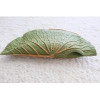 ราคา กระเป๋าสะพายใบบัวใหญ่สีเขียวใบสัก มาพร้อมสายสะพายยางพาราทั้งเส้น สินค้าพร้อมจัดส่ง งานทำมือทุกชิ้น วัสดุทำจากยางพารา (1359828960)