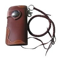 ราคา Super A Very Jolly Pretty And Cool Genuine CowHide Leather สุดยอดทรนงของเอกบุรุษ เป็นกระเป๋าหนังแท้ทำจากหนังวัว 100 งานเนี๊ยบทั้งภายนอกและภายใน สีน้ำตาลเข็มสุดทรนงประดับด้วยกระดุม 1เม็ด แบบสองสี เย็บด