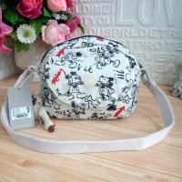 ราคา กระเป๋า KIPLING Reth Size S shoulder crossbody bagกระเป๋ามาพร้อมมีสายสะพายยาวเลื่อนปรับระดับได้ จะปรับสายสั้นสะพายไหล่ หรือสะพายเฉียง Crossbody ก็ดูดี ลายC (852024901)