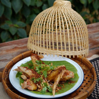 ราคา สุ่ม ฝาชี ตระกร้าสาน ตระกร้าไม้ไผ่ ตระกร้าไม้ ตกแต่งโต๊ะอาหาร สถานที่ หรือ คลุมอาหารกันแมลง ขนาดเส้นผ่านศูนย์กลาง 20 ซม สูง 20 ซม 22 ซม (1655692100)