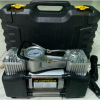 ราคา ปั๊มลมมินิ 12V MINI AIR COMPRESSOR DT 200PSIปั๊มลมรถยนต์ ปั๊มลมไฟฟ้า ปั๊มเติมลมยาง 2ลูกสูบ พร้อมอุปกรณ์ (1313384331)