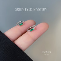 ราคา ESCOBAL ต่างหูเงินแท้ Green Eyed Mystery มรกตอัญมณีสีเขียว ตุ้มหูเงินแท้ ต่างหูแฟชั่น ตุ้มหูเงินแท้ ต่างหูเกาหลี ต้มหู (17051805444)