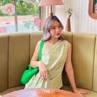 ราคา L827 Skye Top Signature top ไหล่เดียวเผยผิวสวย ดีเทลจัดเต็ม แต่งจีบเฉลียงใส่แล้วดูแพงที่สุด นำไปแมชต์กับกางเกงขายาวคือเลิศ (17421944591)