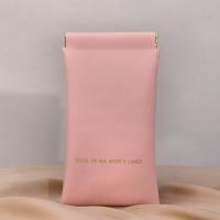 ราคา เคสแว่นตา ซองใส่แว่นกันกระแทกป้องกันแว่นเป็นรอย คุณภาพดีเกรด กระเป๋าบีบใส่แว่นตา หนัง PUหนา ไม่บาง เปิด ปิด แบบดูดอัตโนมัติ จัดส่งไว (19265878418)