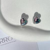 ราคา พร้อมส่ง crystal heart earring silver925 (18186752449)