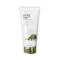 ราคา THE FACE SHOP HERB DAY 365 MASTER BLENDING FACIAL FOAMING CLEANSER MUNG BEAN MUGWORT (7186504179)