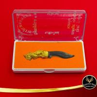 ราคา มีดหมอ มหาปราบ รุ่น ๑ บารมีเดือนเพ็ญ หนุนดวง เสริมโชค เสริมลาภ ครูบาวิ วัดเวฬุวัน จ เชียงใหม่ พร้อมกล่อง (5872574608)