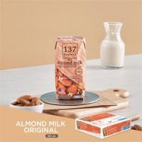 ราคา 137 ดีกรี นมอัลมอนด์สูตรดั้งเดิม ขนาด 180 ml x pack of 3 x 12 Almond Milk Original 137 Degrees Brand (177035407)