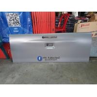 ราคา ฝากระบะท้าย Toyota Vigo รุ่นมือเปิดกลาง สำหรับรถรุ่น cab และ 4ประตู โปรดเลือกรุ่นมีรูไฟเบรค หรือไม่มีรูไฟเบรค (16725599204)