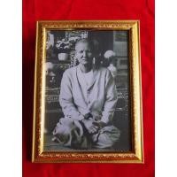 ราคา รูปภาพ แม่บุญเรือน โตงบุญเติม แม่ชีบุญเรือน แบบที่1 พร้อมกรอบรูปสีทองขนาด 25 5x34 ซม (17348730485)