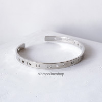 ราคา CUFF กำไลข้อมือเงิน แกะสลักเลขโรมัน 12ราศี ขนาดฟรีไซส์ by siamonlineshop (17590228882)