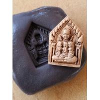 ราคา บล็อกพระกดมือ ขุนแผนอุ้มนางตามรูป (18752034574)