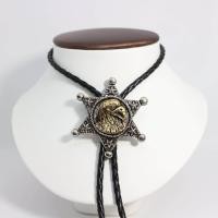 ราคา โบโลไทด์ สายถัก ทรงสใตล์ CowBoy สไตล์คาวบอยตะวันตก ใส่ ได้ทั้งกับชุดคาวบอย หรูหรา สุดแนว สามารถขยับจัดระดับระยะ สั้น ยาว แถมพวจกุญแจ (396909545)