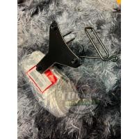 ราคา เบิกศูนย์ของแท้ เหล็กยึดตะกร้าหน้า ขาจับตะกร้าหน้า รุ่น เวฟ110i เวฟ125บังลม เวฟ125อาร์ 125เอส แท้ (17487373320)