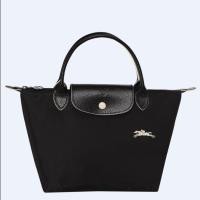 ราคา ของแท้100 Longchamp Le Pliage Club Dumpling รูปกระเป๋าสุภาพสตรีถุงพับไนลอนสั้นวิ่งม้ากระเป๋าปักกระเป๋าสะพายไหล่ขนาดเล็กกระเป๋าทรงสี่เหลี่ยมมีหูหิ้วสะพายไหล่ L1621619001 สีดำ Made In France (1551216743