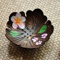 ราคา Coconut shell soap dish design ที่วางสบู่กะลาพระพร้าวเพ้นท์ลายดอกไม้ สบู่กะลามะพร้าว ที่วางสบู่ กะลามะพร้าว จานวางสบู่ก้อน วางสบู่ (4977852927)