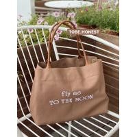 ราคา ฟรีริบบิ้น กระเป๋าผ้า ปักชื่อ แคนวาส ผ้าดิบ กระเป๋าผ้า minimal Vintage ผ้าหนาอยู่ทรงตั้งได้ กระเป๋าปักชื่อ งานตัดเย็บในไทย (12390621348)