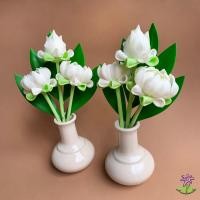 ราคา แจกันดอกบัว พับกลีบ 3 ดอก ดอกไม้ ดอกบัว ดินปั้น ขนาดเล็ก 20 21 cm (16924479538)